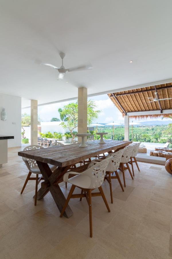 Villa Rasa Senang, With Private Cook And Pool Karangasem Extérieur photo