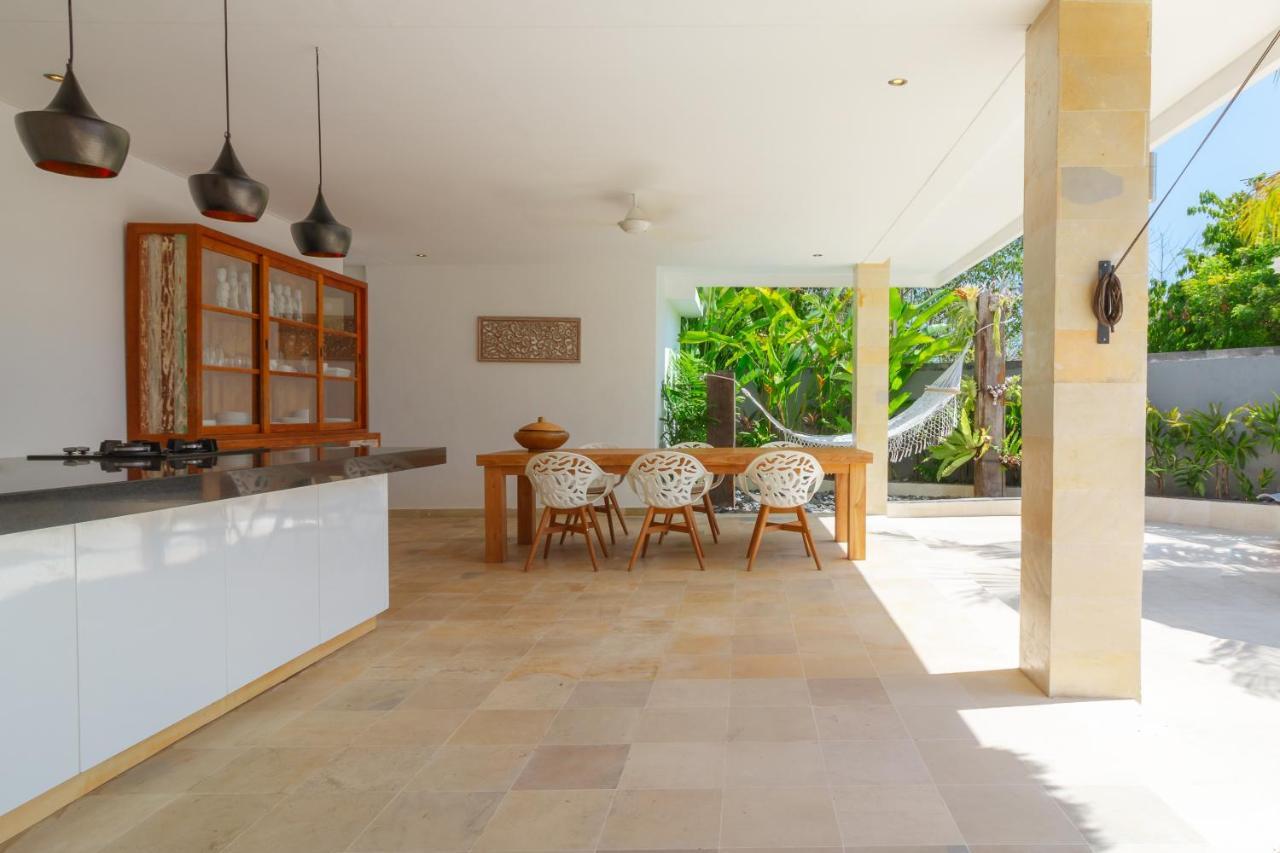 Villa Rasa Senang, With Private Cook And Pool Karangasem Extérieur photo